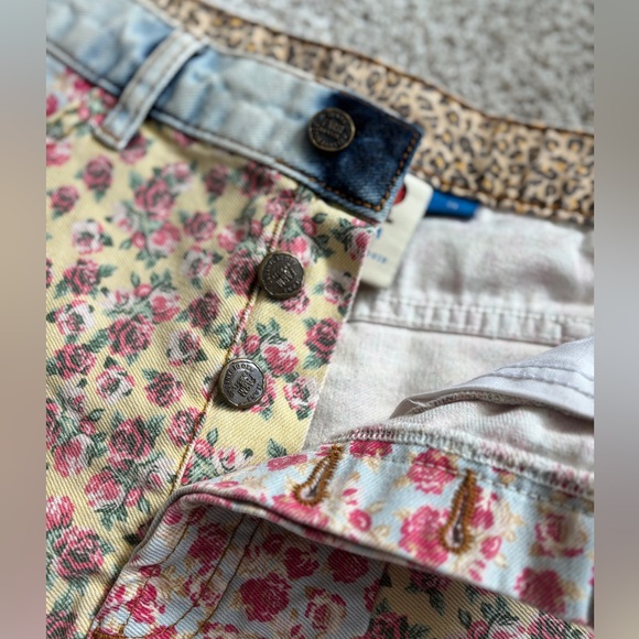 Anthropologie X Farm Rio High-Rise Patchwork Denim Shorts Floral Size 29 - Picture 7 of 12